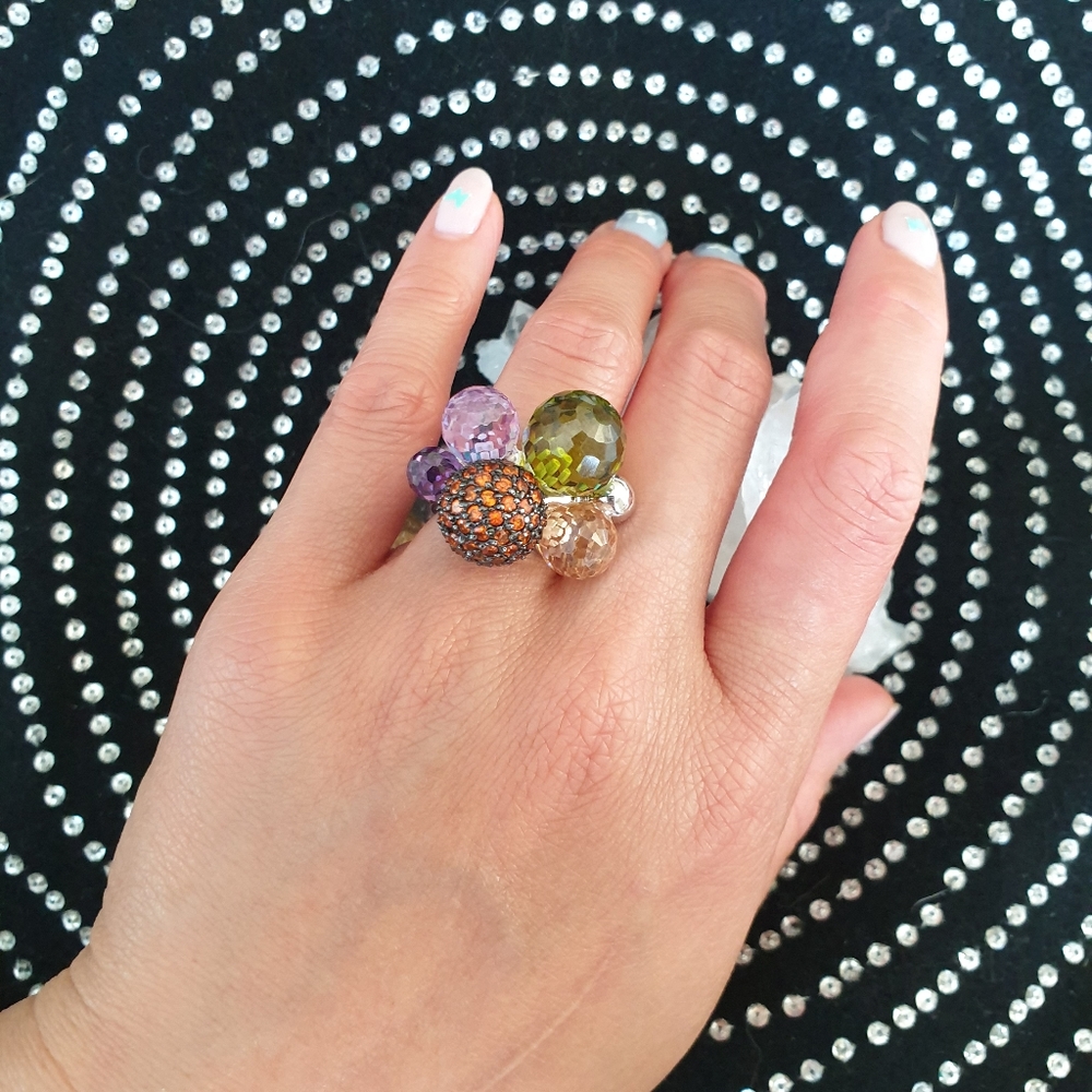🐠⚡NWOT Crystal Grape Cluster Cocktail Ring⚡ - Picture 4 of 12